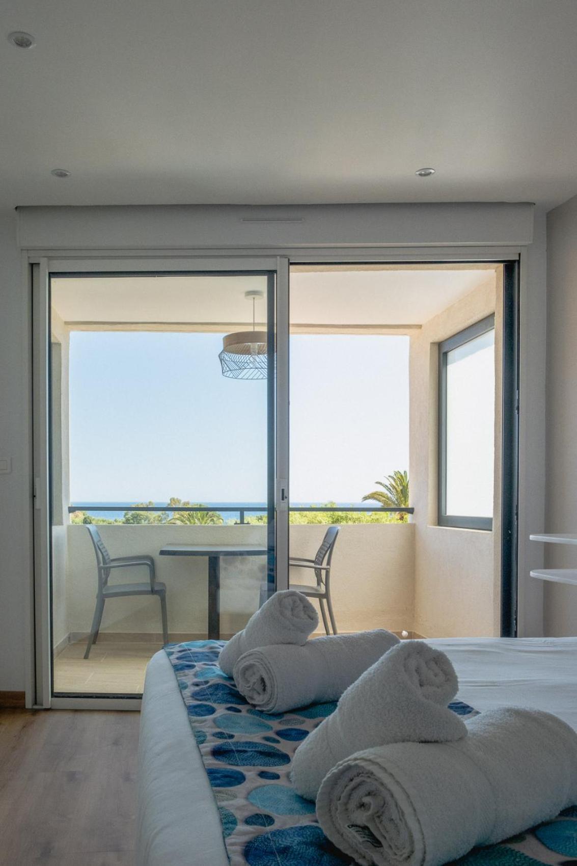Hotel Beau Site Le Lavandou Exteriör bild