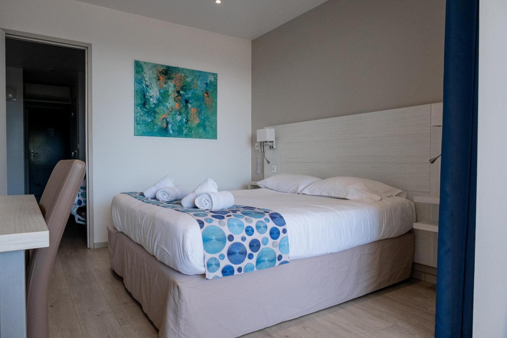 Hotel Beau Site Le Lavandou Exteriör bild